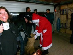 20111209Nikolauswalking